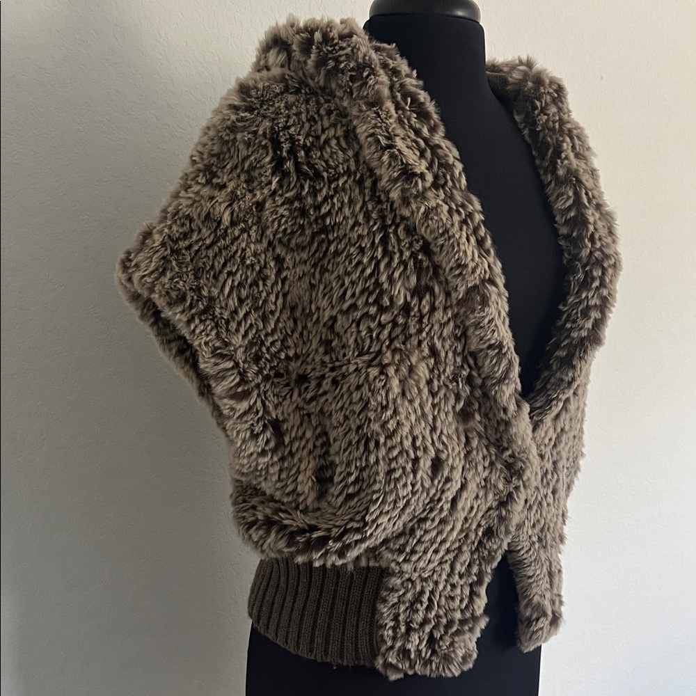 PINKO Rabbit Fur Vest - Picture 3 of 16